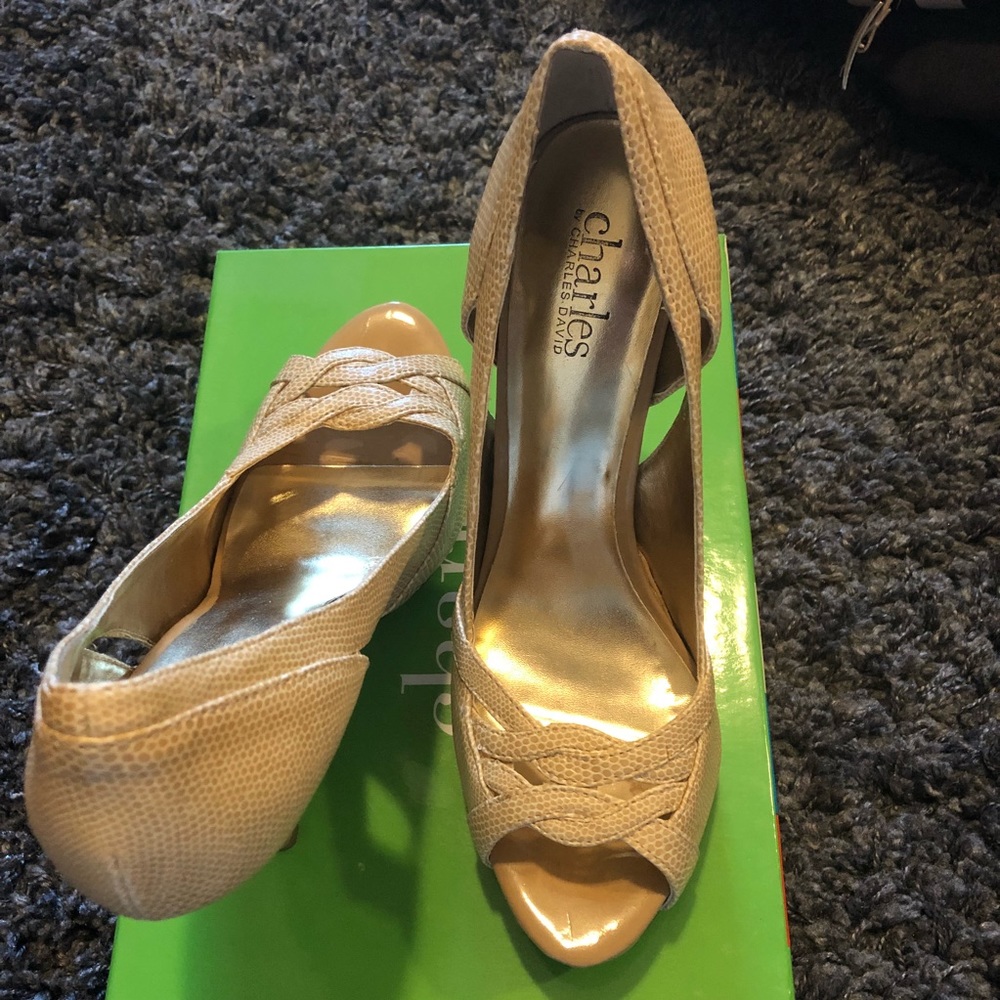 Charles David Peep Toe Pumps 7.5